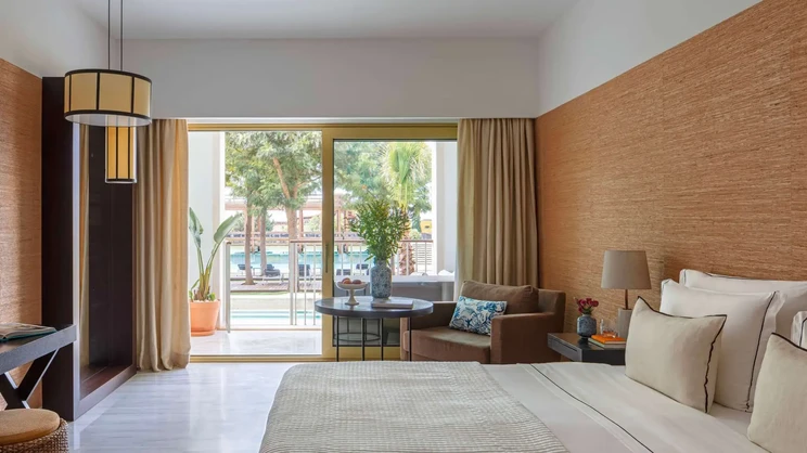 Signature 1 King Terrace with Pool Access